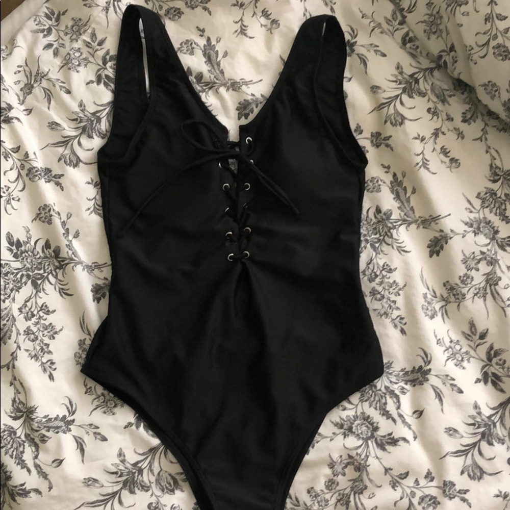 Zaful Lace-up One-piece black Swimsuit